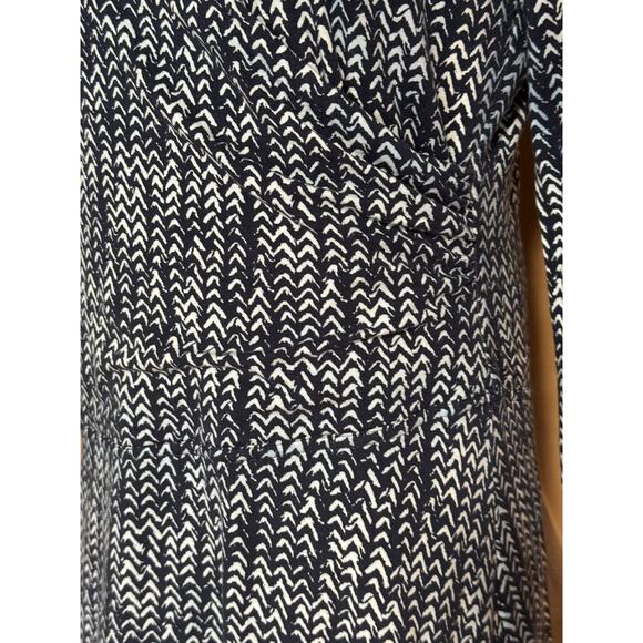 Garnet Hill | Brianna Surplice Knit Dress Navy Print Long Sleeve Midi | Size M - Picture 3 of 14